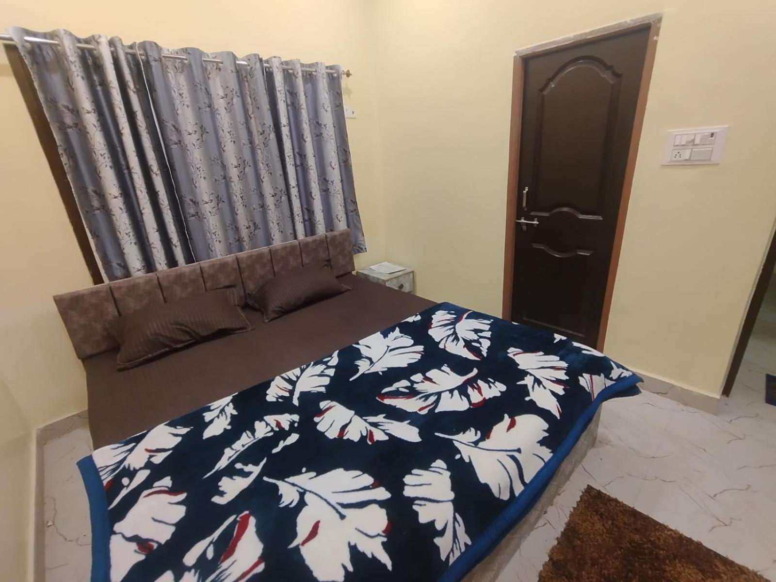 Sudarshan Home Stay Varanasi Exterior foto